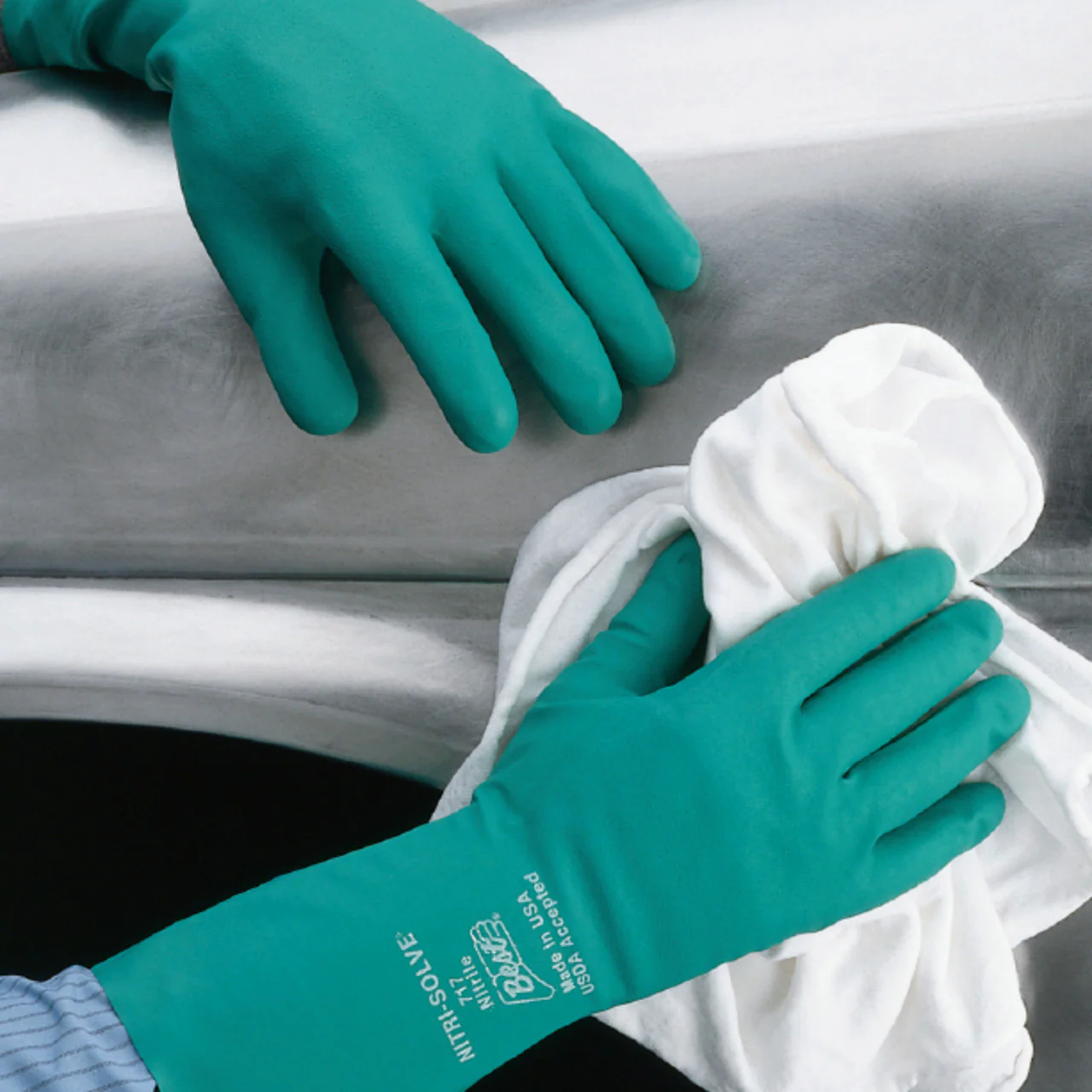 Best Nitri-Solve 730 Flock Lined Chemical Resistant Gloves - 15 mil - Single Pair (M, L ,XL ,2XL) - Image 2