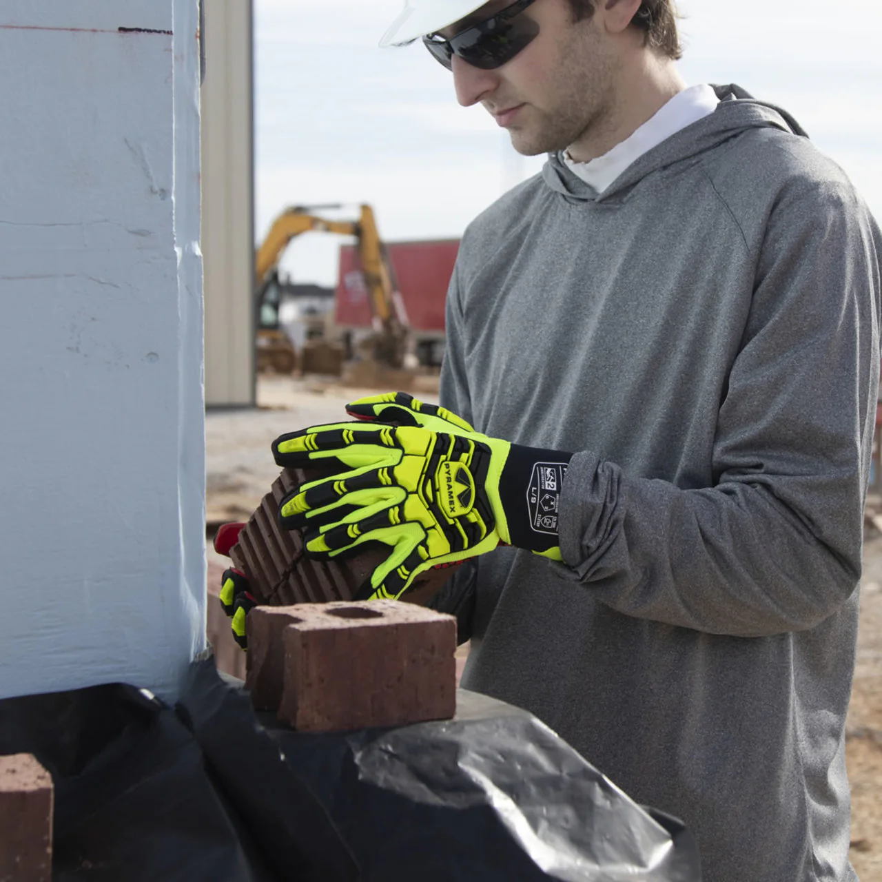 Pyramex RLPH1NS Hi-Vis Lightweight Hoodie - Image 5