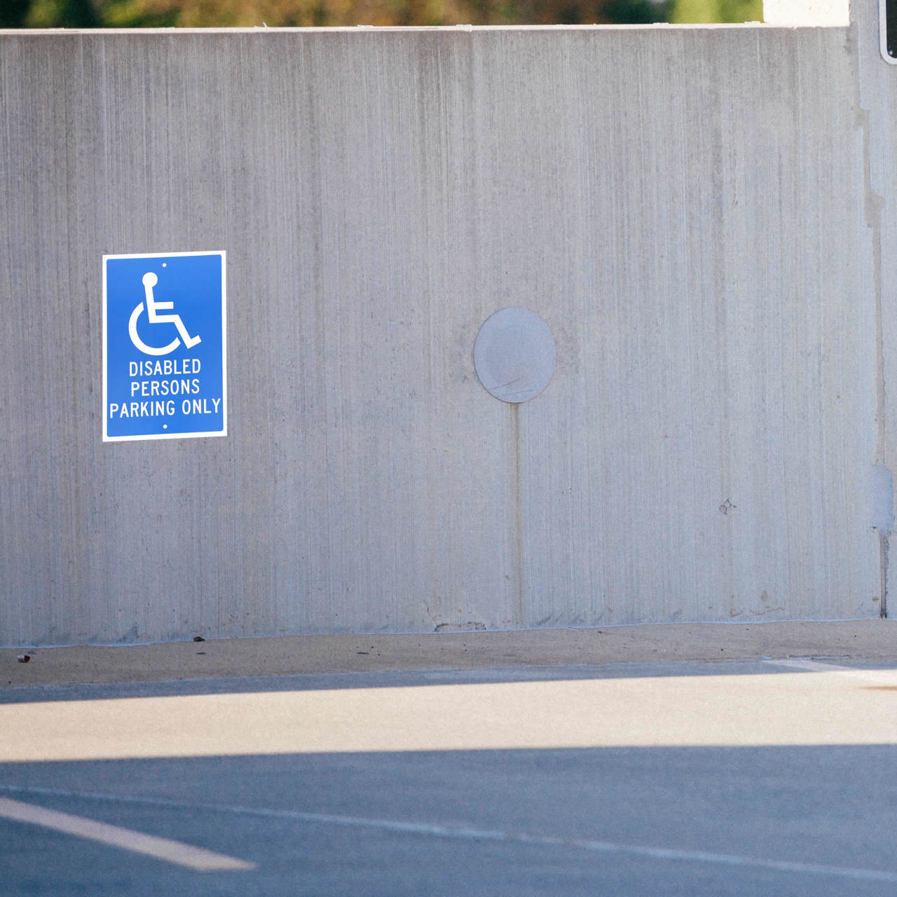 Disabled Persons Parking Only, 18x12, .063 Aluminum Sign - Image 2