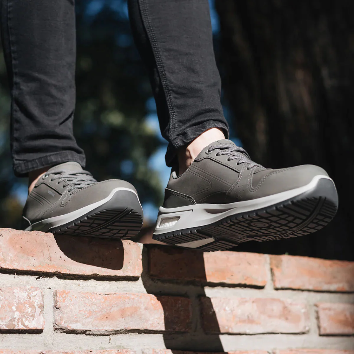 VORAN Men's Sportsafe Energy 610G Safety Toe Shoes - Gray - Image 5